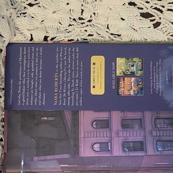 The Collector by Nora Roberts - Picture 3 of 3